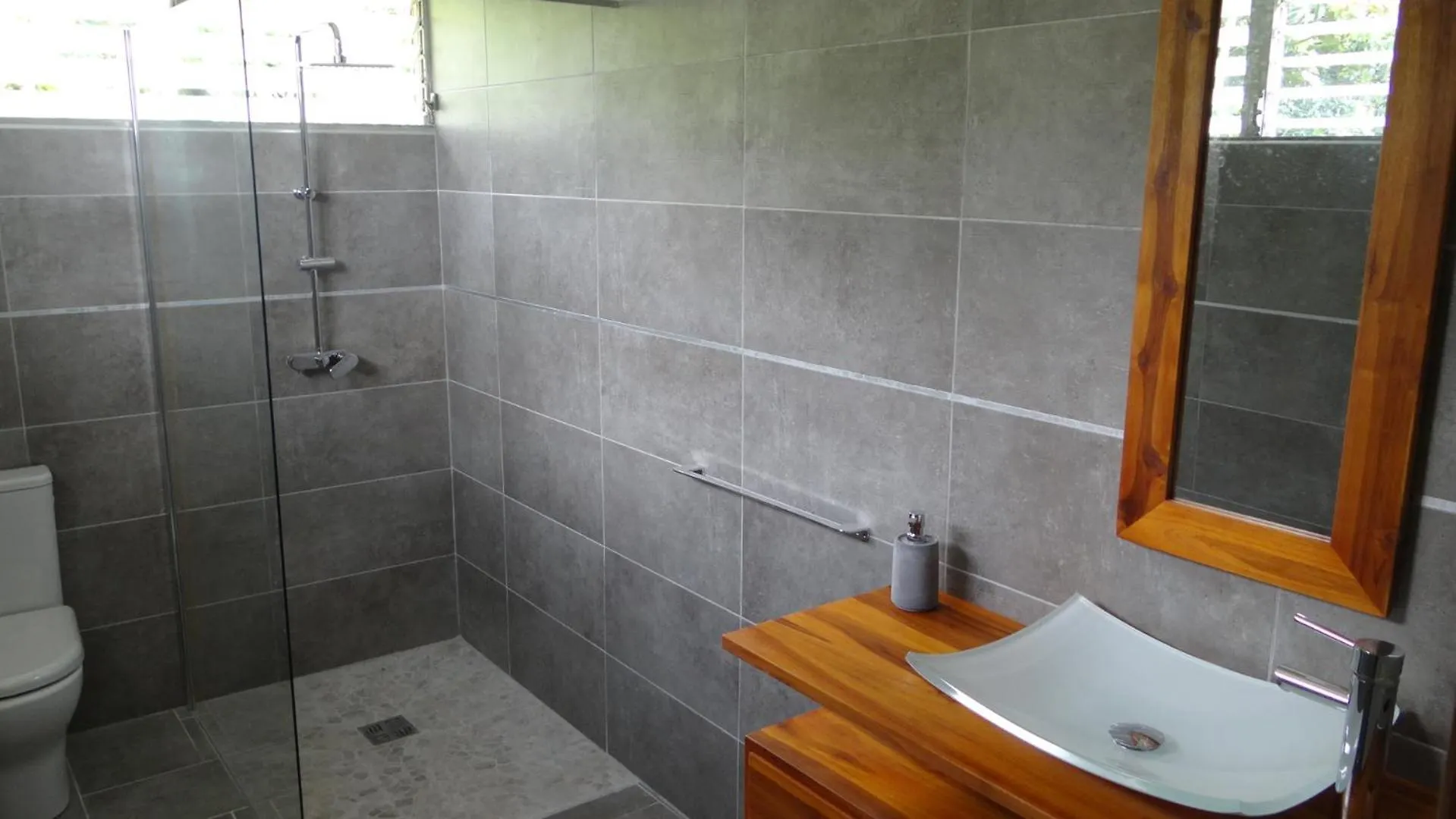 Le Morne-Vert Villa Montjoly 0*, Le Morne-Vert